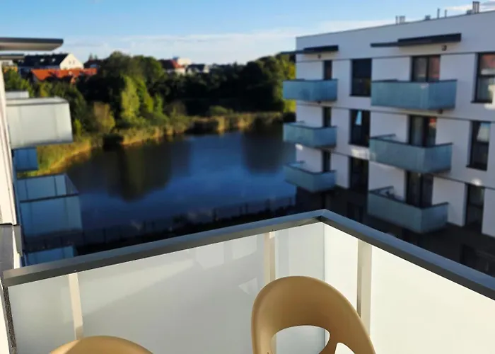 Dhouse Z Widokiem Na Wode *